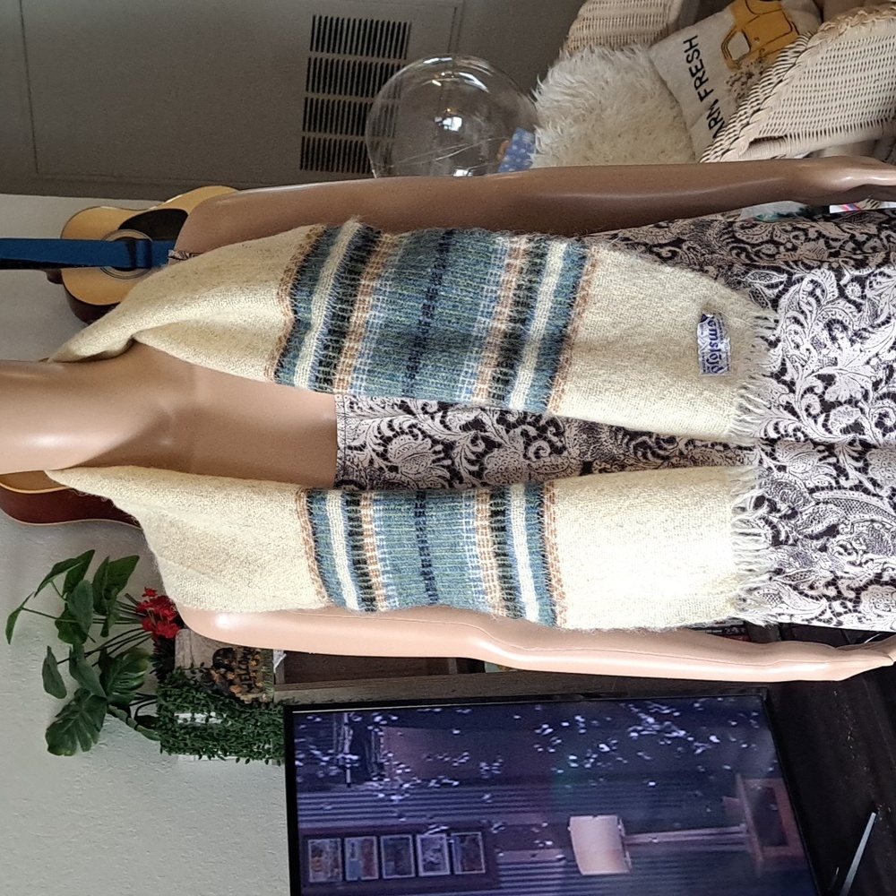 Swedish Wool Johnsons Hemslojd Scarf 56" x 10"